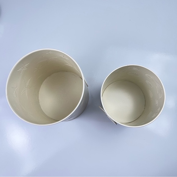 Set of two Nesting Metal Tim Canisters Beach Shell Starfish design Cream Ivory - Picture 4 of 6